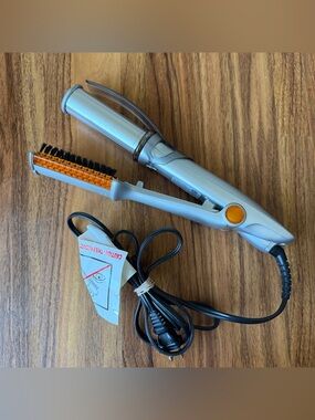INSTYLER Rotating Hot Curling Iron Hair 1.25" Barrel Smoother Model IS1001